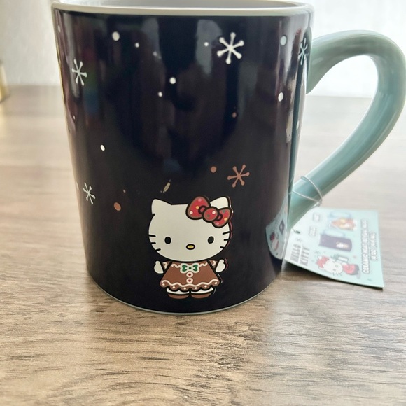 NWT Hello Kitty Ceramic Heat Reveal Holiday Mug - Picture 6 of 8